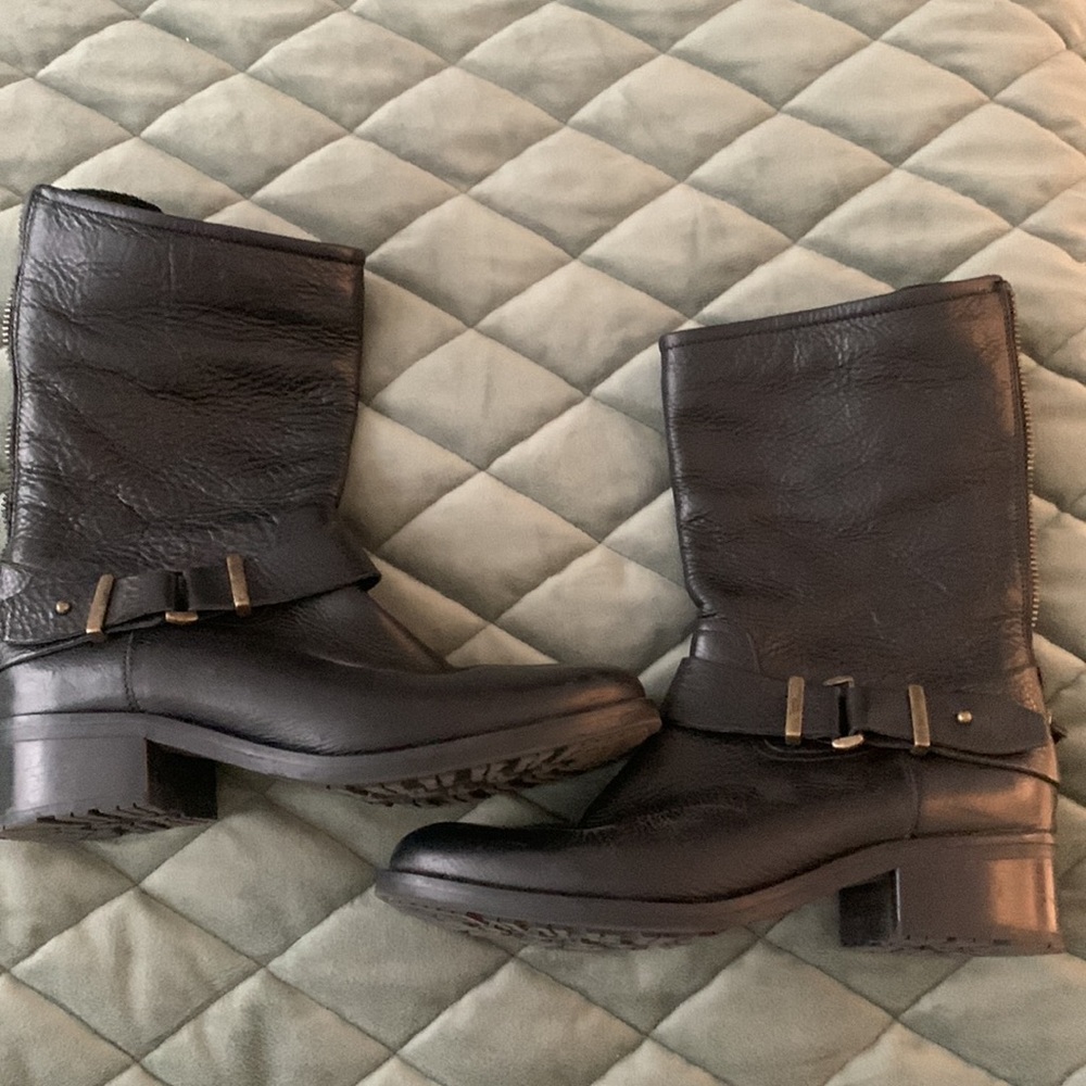 Leather boots